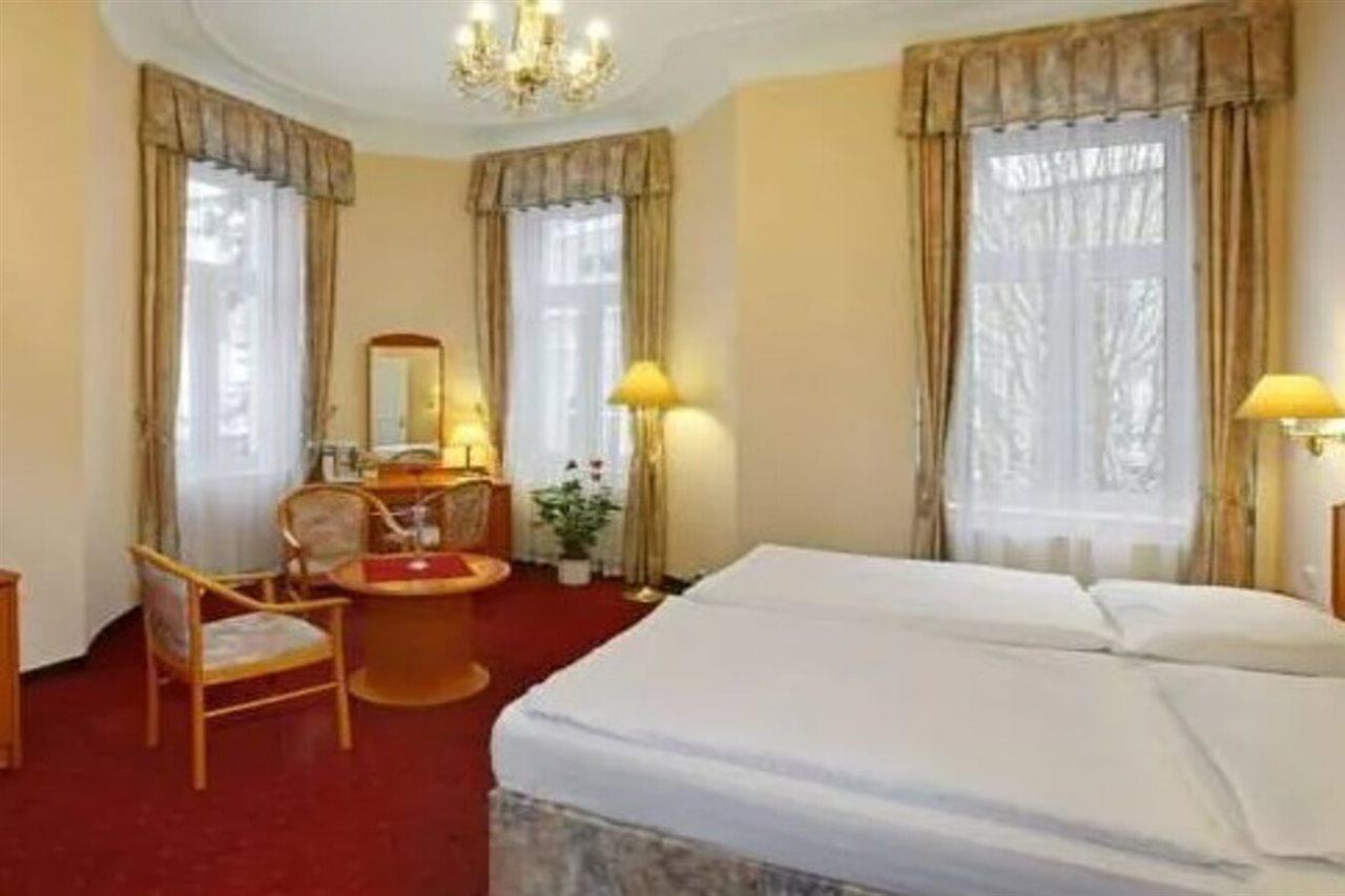 Ensana Hvezda - Imperial - Neapol Hotel Marianske Lazne Luaran gambar